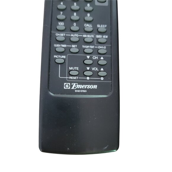 Genuine Emerson TV Remote Control 6142-07601 Tested and Works - Picture 3 of 3